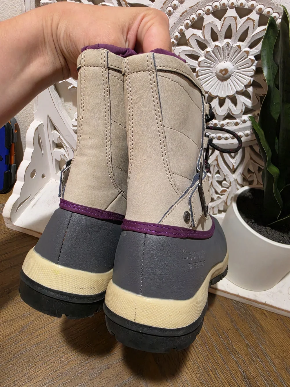 Bearpaw Waterproof Winter Boots in Gray, Beige & Purple Womens Size 7 - Picture 4 of 7